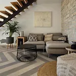 Ferienhaus Stunning In Jadranovo